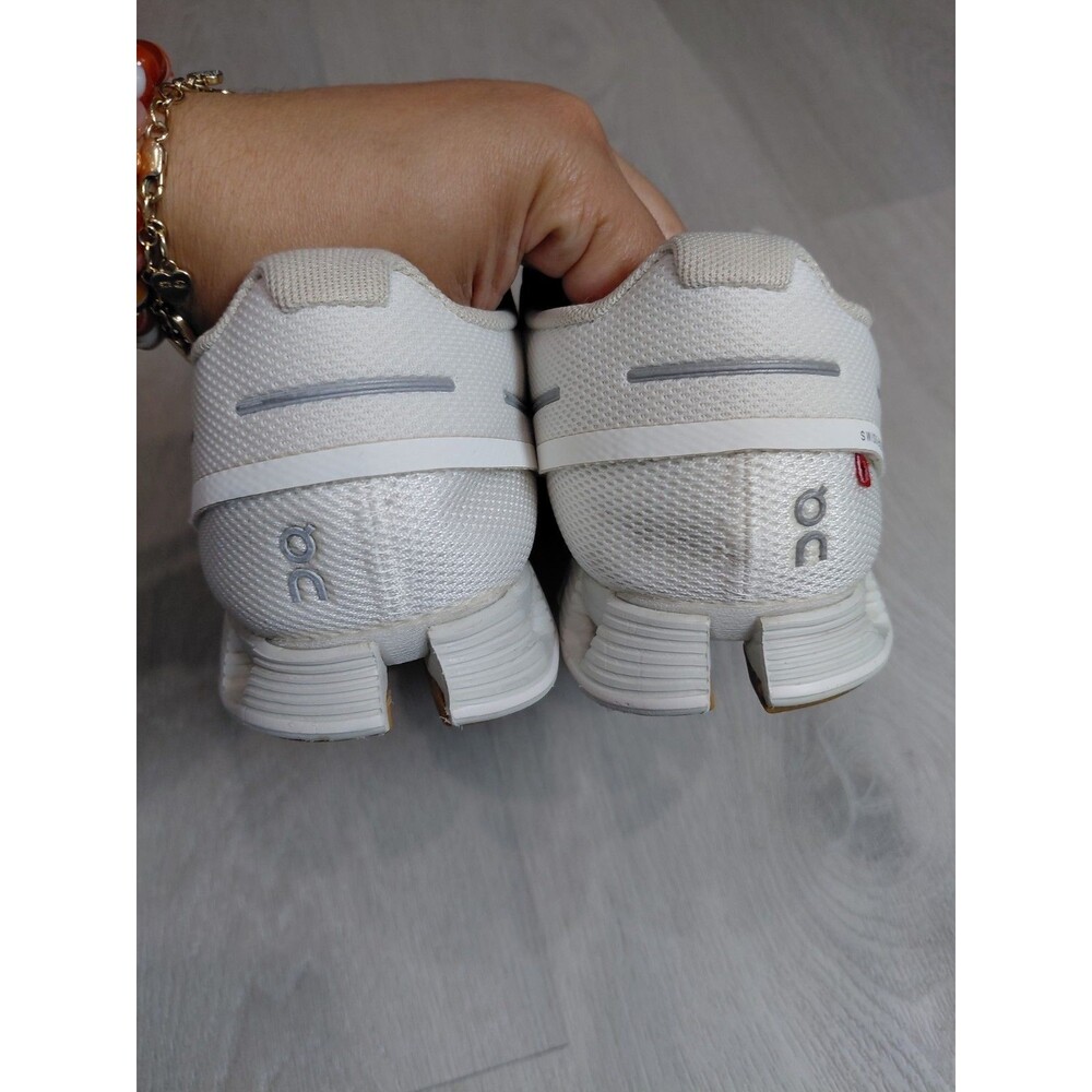 On Cloud Womens Cloud 5 Sand White Running Shoes Size 9.5 Mesh Low Top - Picture 4 of 13